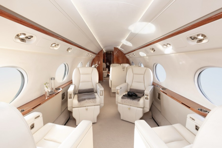 Gulfstream G550 cabin interior