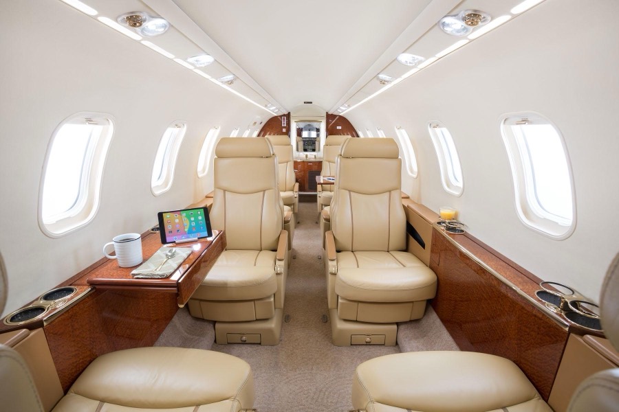 Learjet 45XR cabin interior